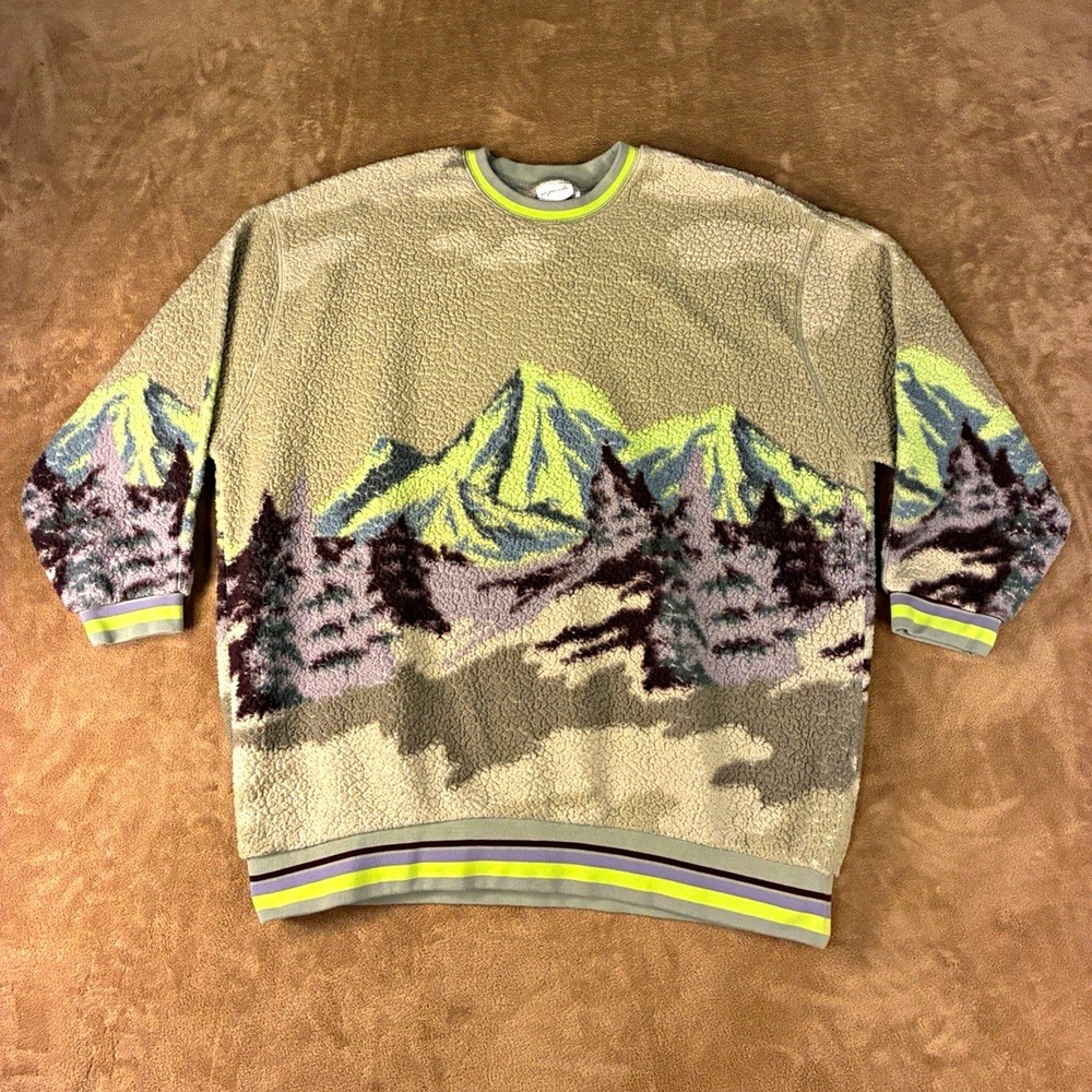 UO Out From Under Womens L Sherpa Fleece Sweatshirt Mountain Scenic Landscape